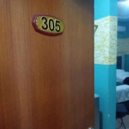 Hotel Prince Hotel Fier 3*