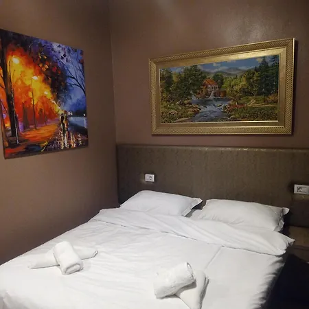 فندق Prince Hotel Fier