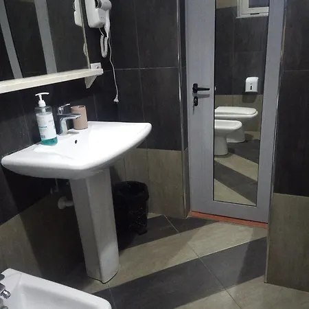 Prince Hotel Fier 3*