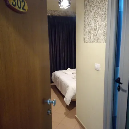 Prince Hotel Fier فيير