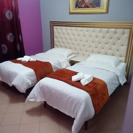 Prince Hotel Fier فندق فيير