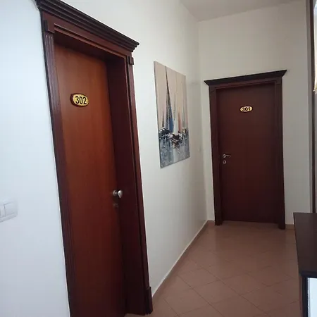 Prince Hotel Fier Hotel