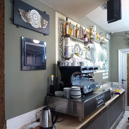 Prince Hotel Fier Fier