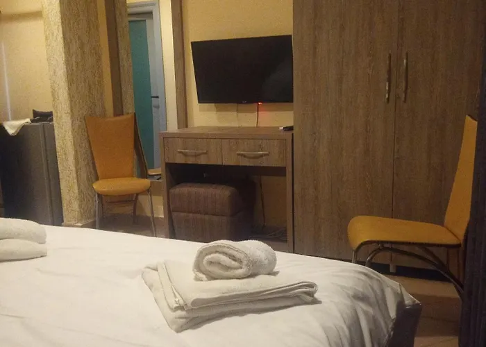 Prince Hotel Fier 3* Fier