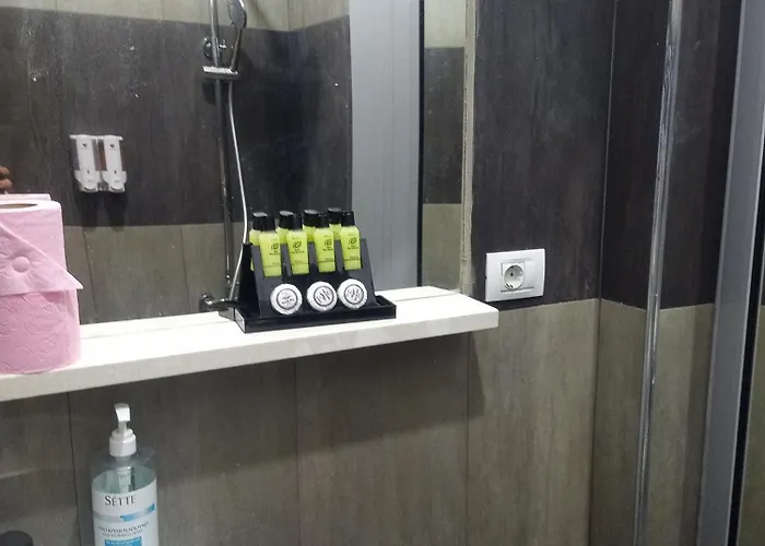 ホテル Prince Hotel Fier 3*