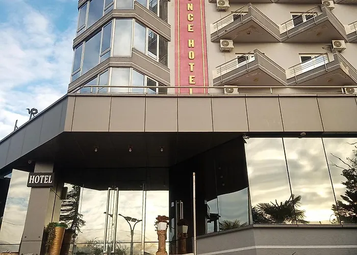 Prince Hotel Fier 3*