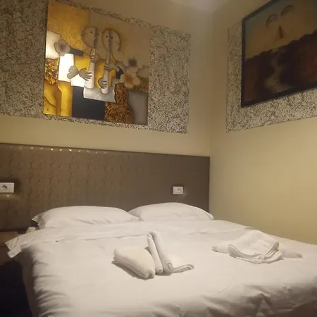Prince Hotel Fier