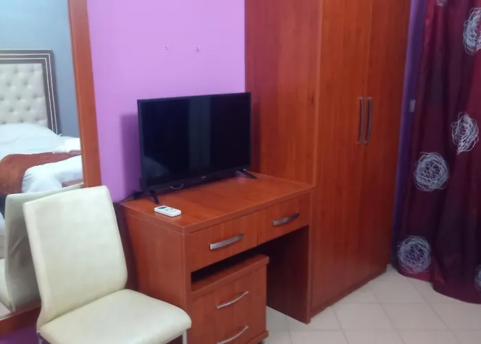 Hotel Prince Hotel Fier 3*